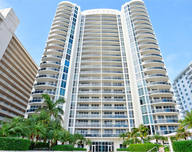 4240 Galt Ocean Drive - Photo Thumbnail 47