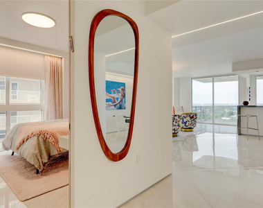 4240 Galt Ocean Drive - Photo Thumbnail 19