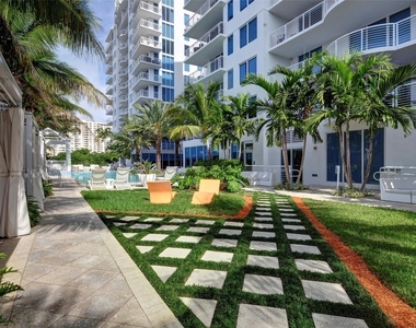 2831 N Ocean Boulevard - Photo Thumbnail 27
