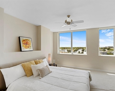 2831 N Ocean Boulevard - Photo Thumbnail 8