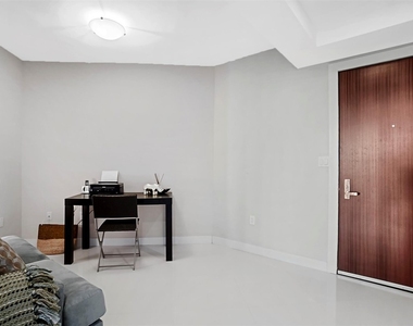 2831 N Ocean Boulevard - Photo Thumbnail 14