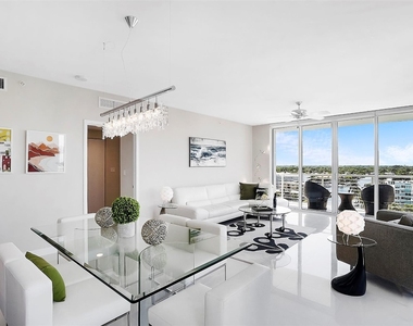 2831 N Ocean Boulevard - Photo Thumbnail 3