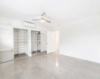 2170 Ne 51st Court - Photo Thumbnail 21