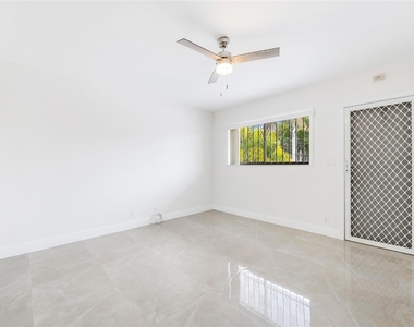 2170 Ne 51st Court - Photo Thumbnail 19