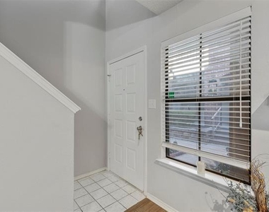3201 Donnelly Circle - Photo Thumbnail 6