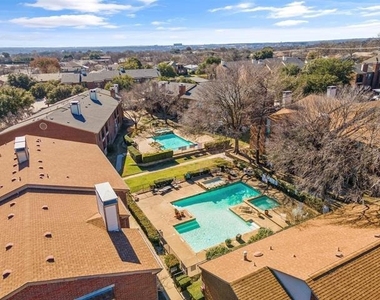 3201 Donnelly Circle - Photo Thumbnail 3