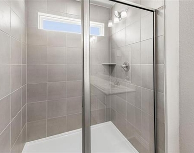 3716 Paradise Way - Photo Thumbnail 12