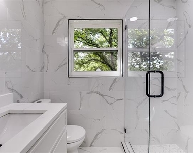 258 Somerset Terrace - Photo Thumbnail 15