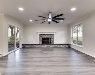 258 Somerset Terrace - Photo Thumbnail 9