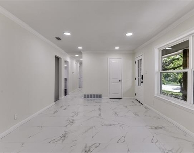 258 Somerset Terrace - Photo Thumbnail 4