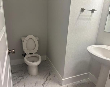 825 W Mayfield Road - Photo Thumbnail 11