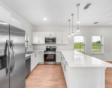 6415 Fm 1570 W - Photo Thumbnail 9