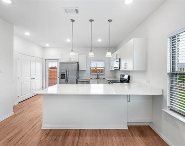 6415 Fm 1570 W - Photo Thumbnail 7