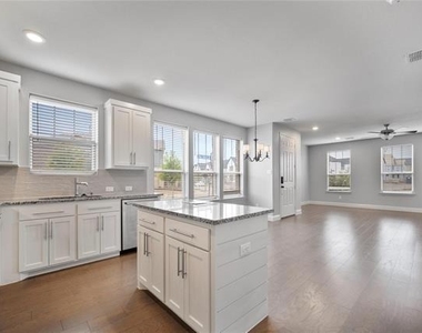 4701 Smokey Quartz Lane - Photo Thumbnail 6