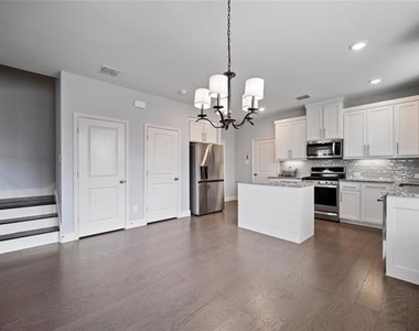 4701 Smokey Quartz Lane - Photo Thumbnail 7