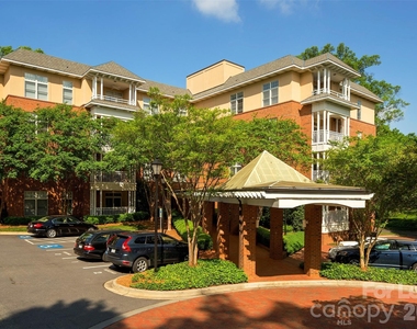 1301 Queens Road - Photo Thumbnail 1