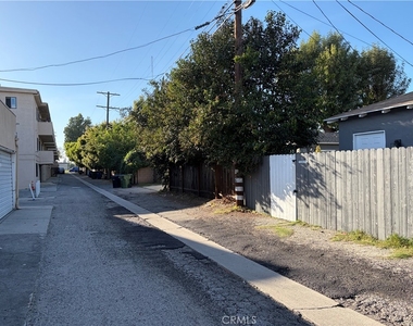 12610 Martha Street - Photo Thumbnail 21