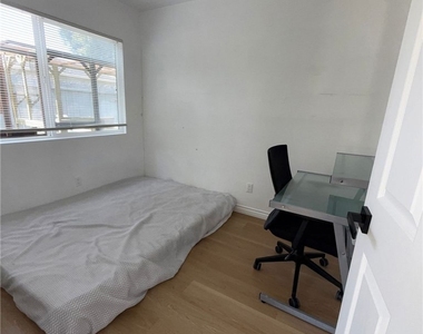 12610 Martha Street - Photo Thumbnail 10