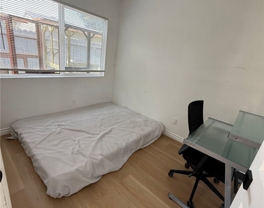 12610 Martha Street - Photo Thumbnail 9
