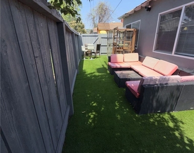 12610 Martha Street - Photo Thumbnail 16