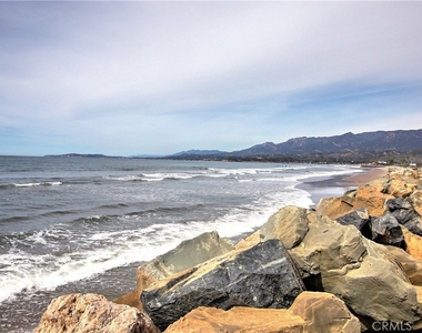 539 Sand Point - Photo Thumbnail 16