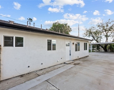 12869 Norris Avenue - Photo Thumbnail 23