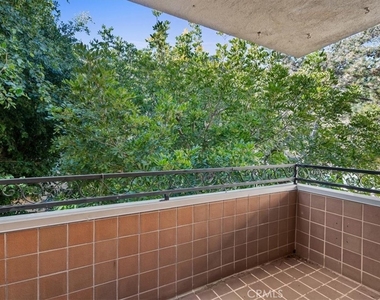 6752 Hillpark - Photo Thumbnail 8