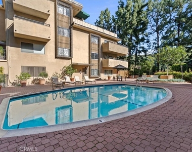 6752 Hillpark - Photo Thumbnail 19