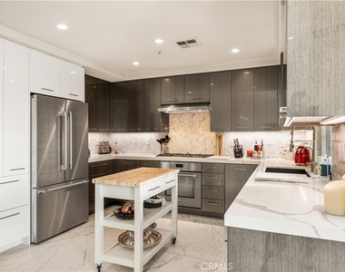 340 5th Street - Photo Thumbnail 12