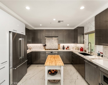340 5th Street - Photo Thumbnail 11
