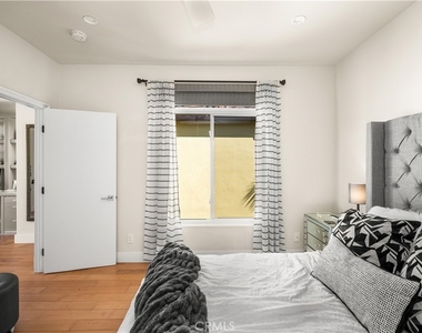340 5th Street - Photo Thumbnail 21