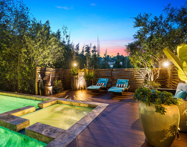 2207 Bowmont Drive - Photo Thumbnail 41
