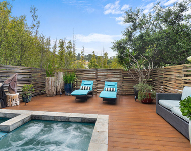 2207 Bowmont Drive - Photo Thumbnail 40