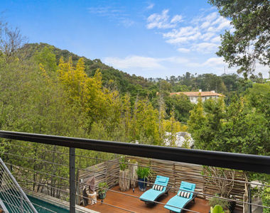 2207 Bowmont Drive - Photo Thumbnail 38
