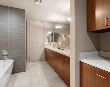 2207 Bowmont Drive - Photo Thumbnail 28
