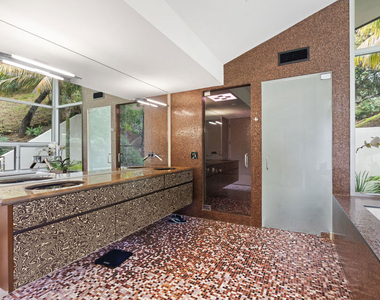 2207 Bowmont Drive - Photo Thumbnail 20
