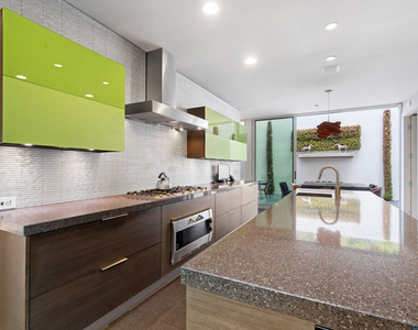 2207 Bowmont Drive - Photo Thumbnail 12