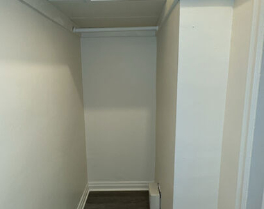 4950 Beverly Boulevard - Photo Thumbnail 12