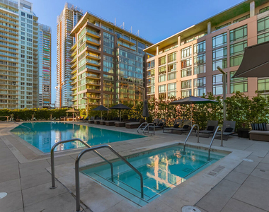 1155 S Grand Avenue - Photo Thumbnail 19