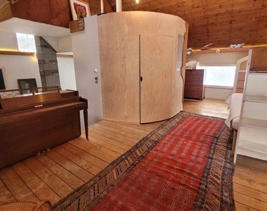 44 Brook Road - Photo Thumbnail 5