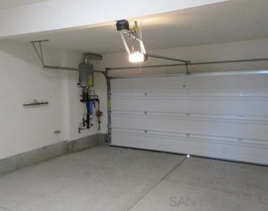 4382 Pacifica Way - Photo Thumbnail 13