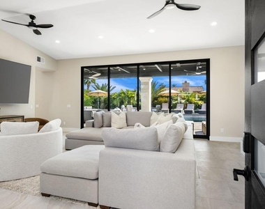 50820 Calle Guaymas - Photo Thumbnail 15