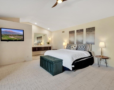 77776 Woodhaven Drive S - Photo Thumbnail 12