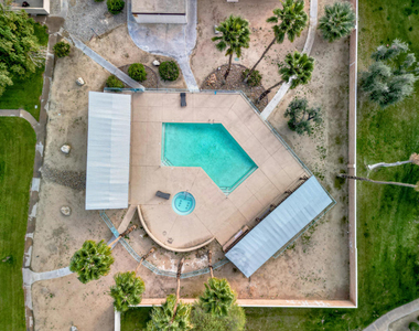 40215 Harris Lane - Photo Thumbnail 13