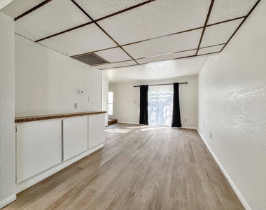 40215 Harris Lane - Photo Thumbnail 9