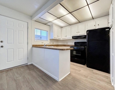 40215 Harris Lane - Photo Thumbnail 2