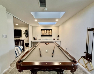 177 Las Lomas - Photo Thumbnail 11