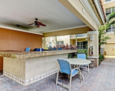 1805 N Flagler Drive - Photo Thumbnail 33