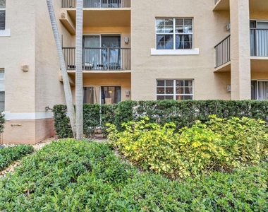 1805 N Flagler Drive - Photo Thumbnail 19