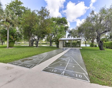 2851 S Palm Aire Drive - Photo Thumbnail 25